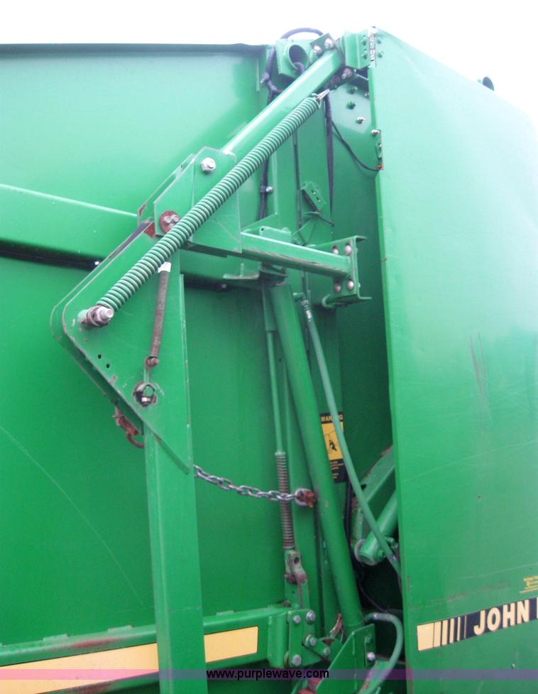 image for item 5203 John Deere 535 5x6 round baler