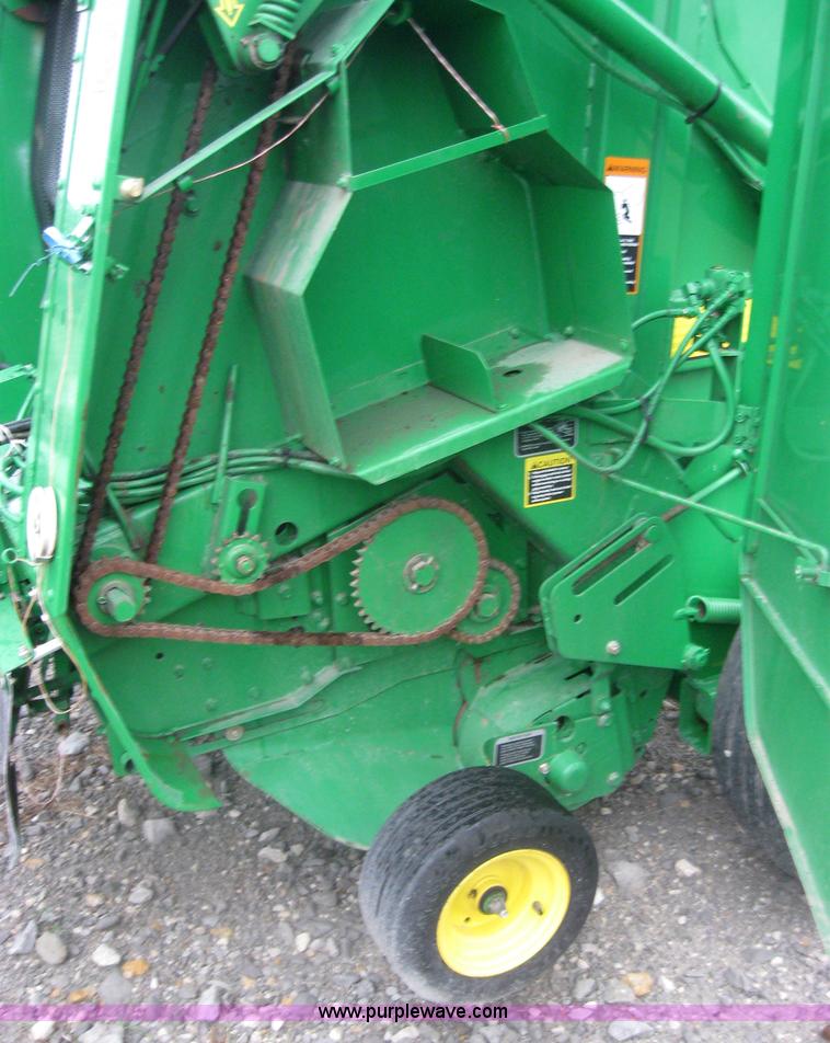image for item 5204 John Deere 457 4x5 round baler