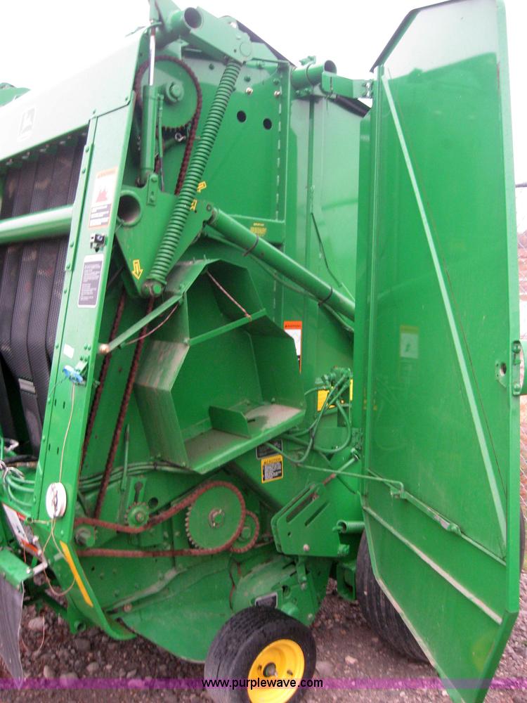 image for item 5204 John Deere 457 4x5 round baler