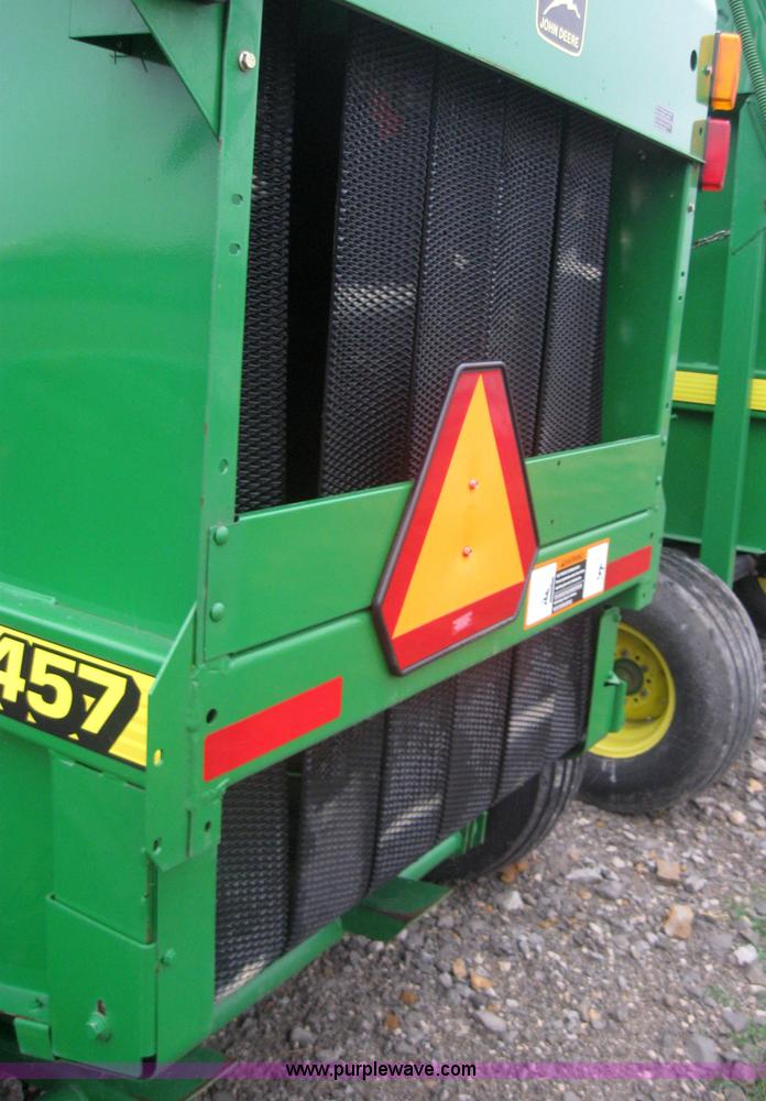image for item 5204 John Deere 457 4x5 round baler
