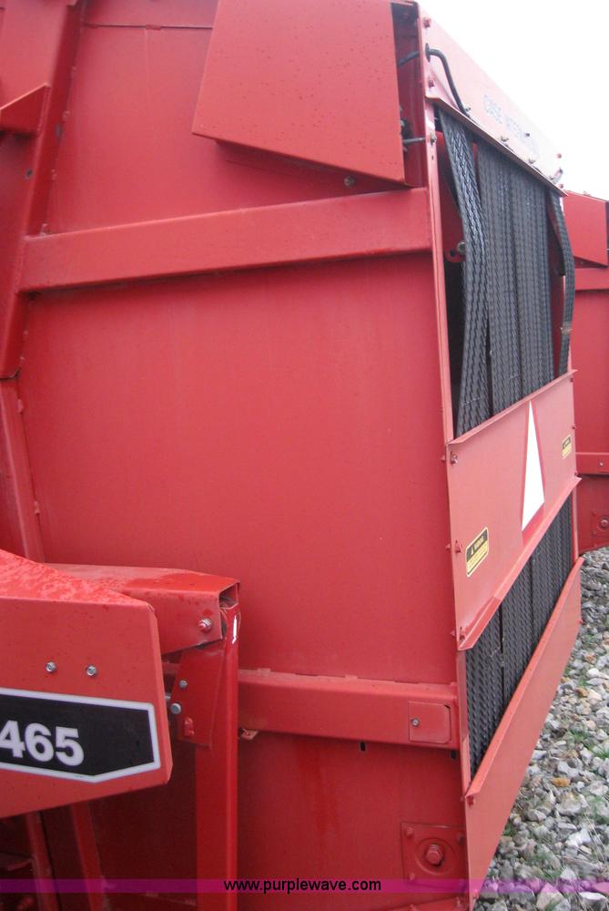 image for item 5205 Case IH 8465 5x6 round baler
