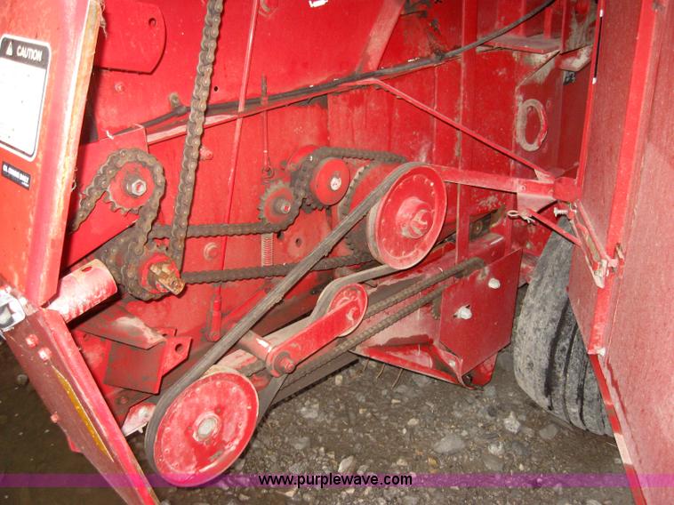 image for item 5205 Case IH 8465 5x6 round baler