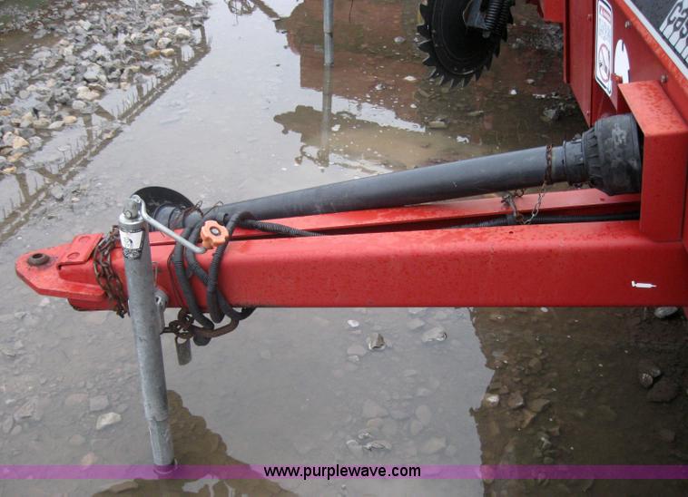 image for item 5205 Case IH 8465 5x6 round baler