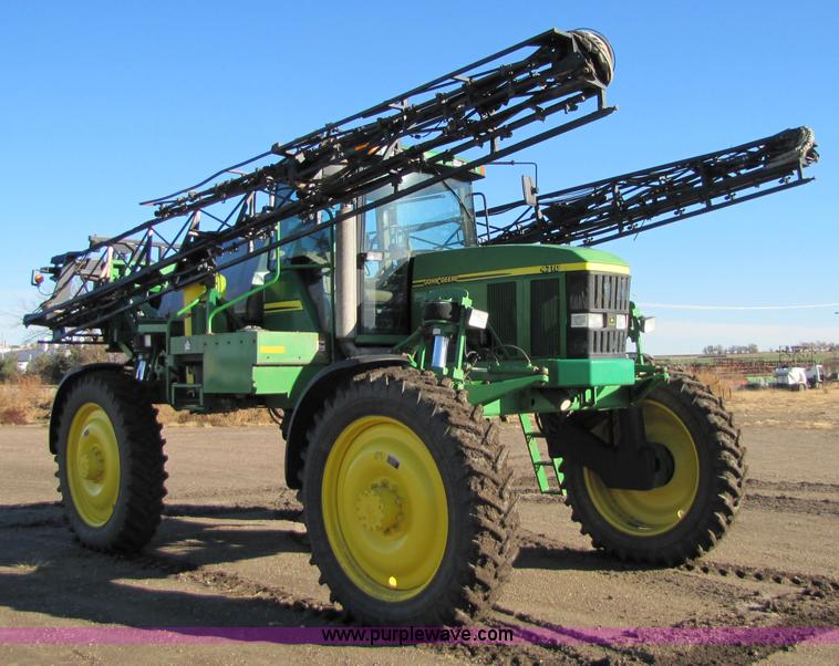image for item 5210 2002 John Deere 4710 self-propelled sprayer