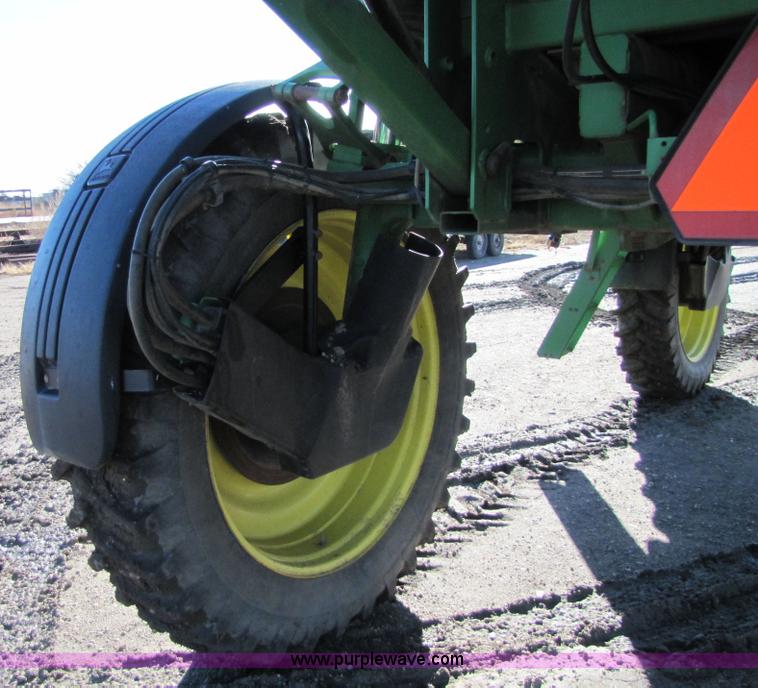 image for item 5210 2002 John Deere 4710 self-propelled sprayer