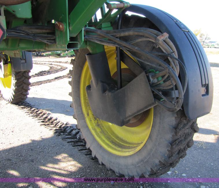 image for item 5210 2002 John Deere 4710 self-propelled sprayer