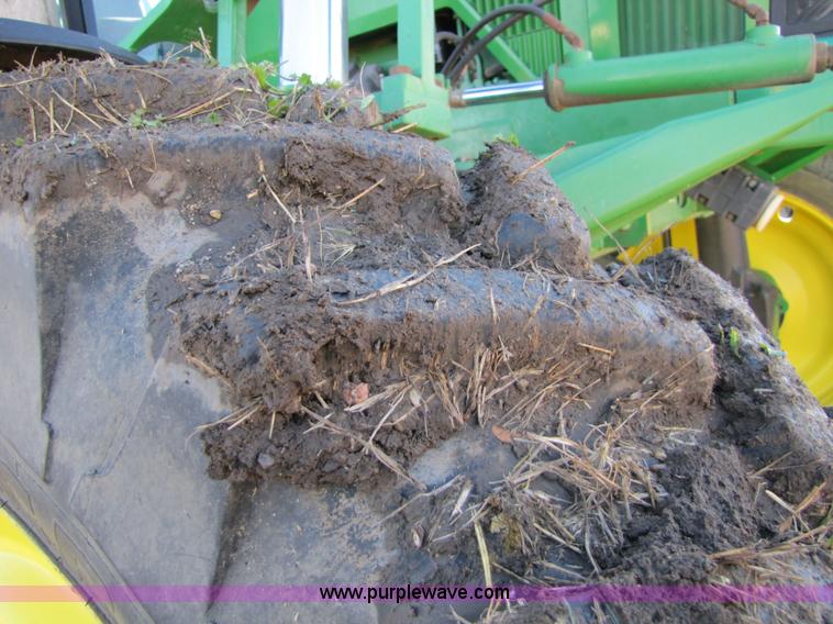 image for item 5210 2002 John Deere 4710 self-propelled sprayer