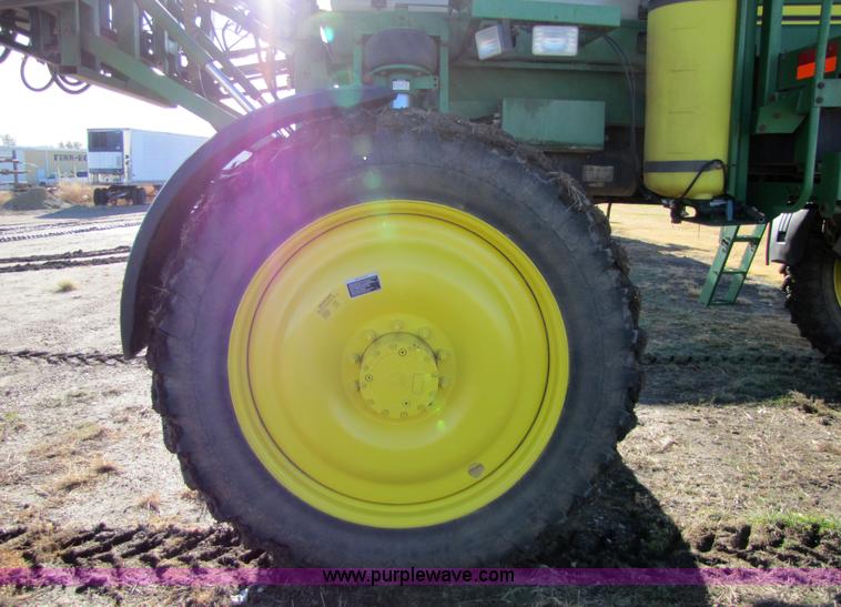 image for item 5210 2002 John Deere 4710 self-propelled sprayer