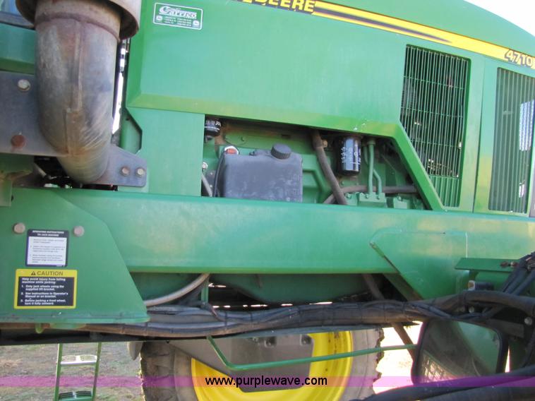 image for item 5210 2002 John Deere 4710 self-propelled sprayer
