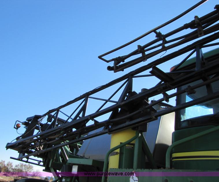 image for item 5210 2002 John Deere 4710 self-propelled sprayer