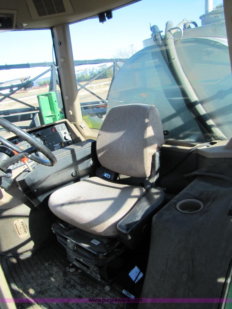 image for item 5210 2002 John Deere 4710 self-propelled sprayer