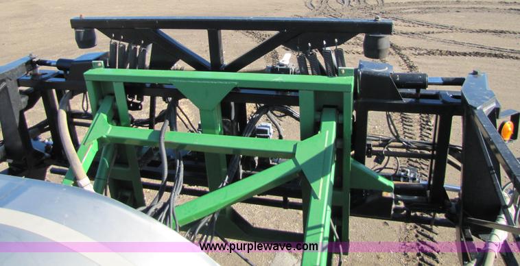 image for item 5210 2002 John Deere 4710 self-propelled sprayer