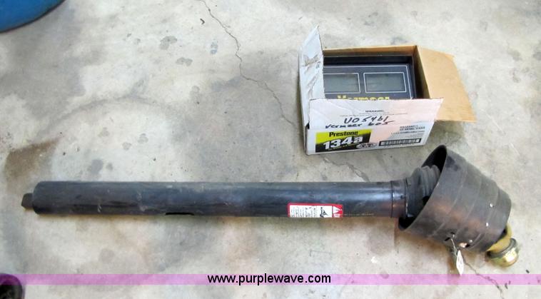 image for item 5215 Vermeer 605 Series L round baler