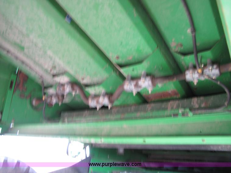 image for item 5216 2000 John Deere 9650W combine