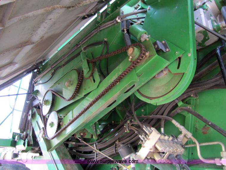 image for item 5216 2000 John Deere 9650W combine