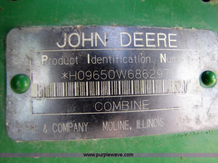 image for item 5216 2000 John Deere 9650W combine