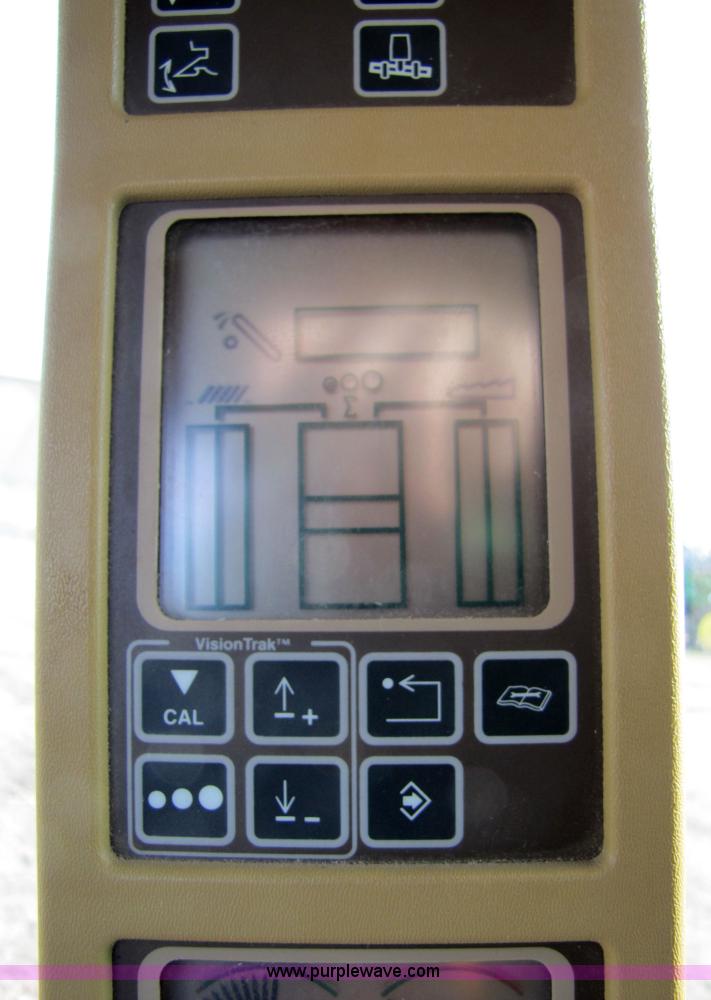 image for item 5216 2000 John Deere 9650W combine