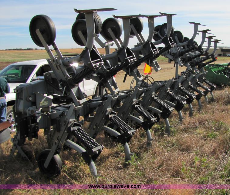 image for item 5217 Hiniker 1000 row crop cultivator