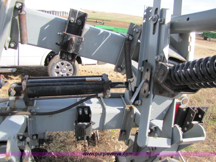 image for item 5217 Hiniker 1000 row crop cultivator