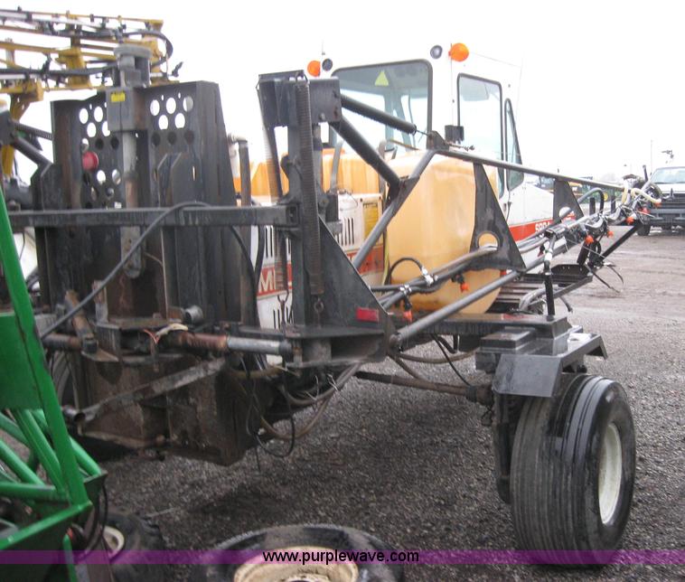 image for item 5234 1985 SpraCoupe 225 self-propelled sprayer