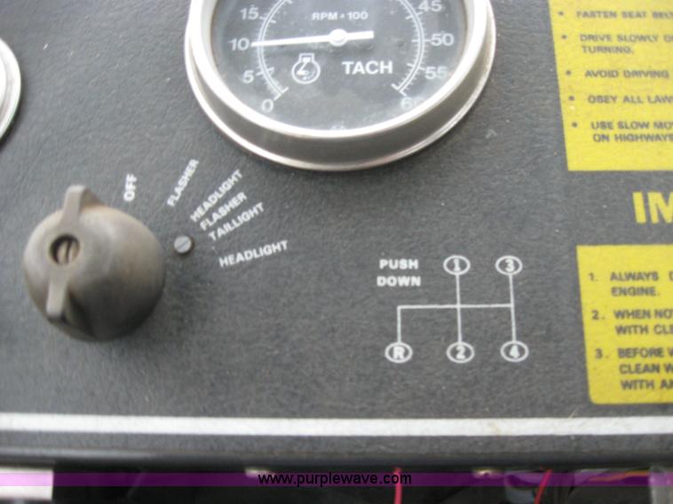 image for item 5234 1985 SpraCoupe 225 self-propelled sprayer