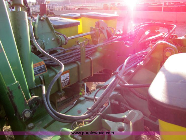 image for item 5311 John Deere 1760 Conservation Max Emerge 2 planter