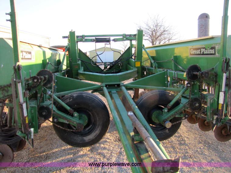 image for item 5312 Great Plains Solidstand 24 double disk drill