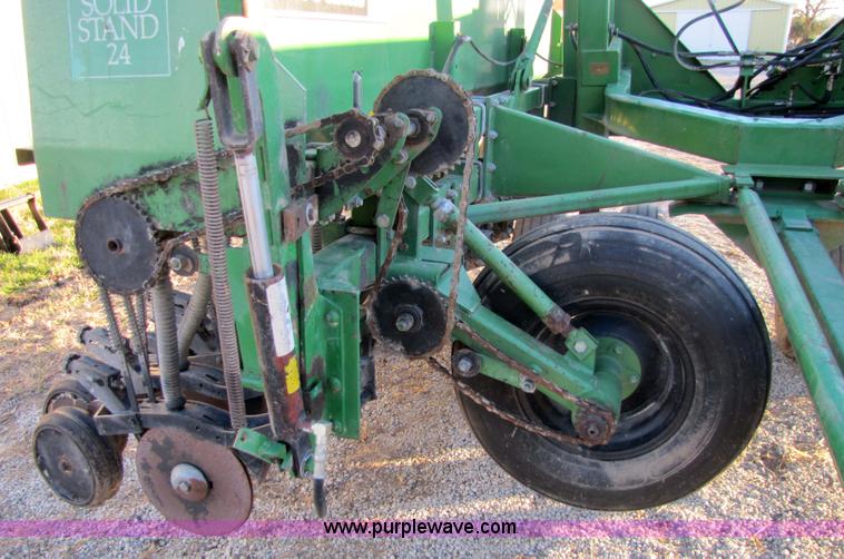 image for item 5312 Great Plains Solidstand 24 double disk drill