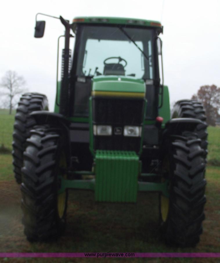 image for item 5561 1993 John Deere 7800 MFWD tractor