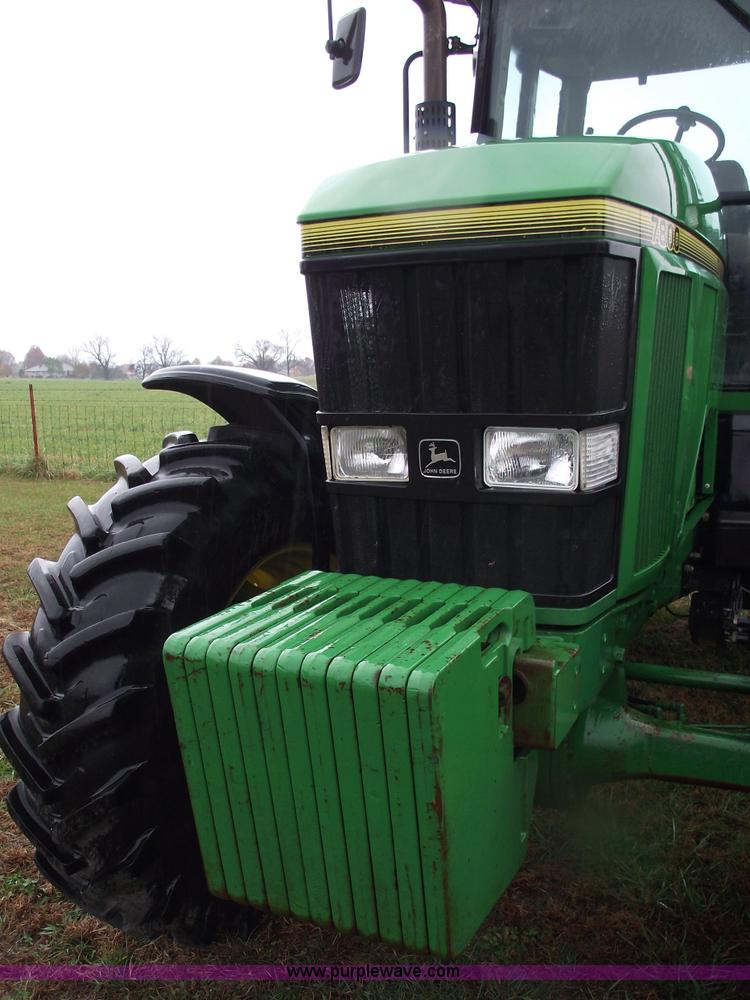 image for item 5561 1993 John Deere 7800 MFWD tractor