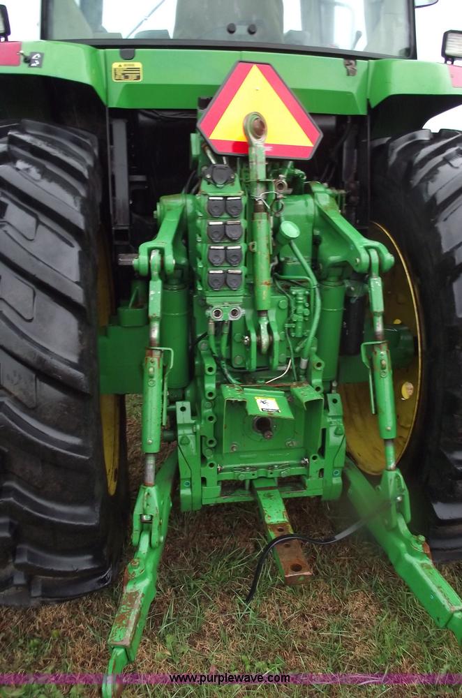 image for item 5561 1993 John Deere 7800 MFWD tractor