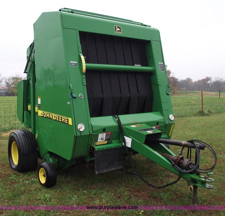 image for item 5562 1998 John Deere 566 5x6 round baler