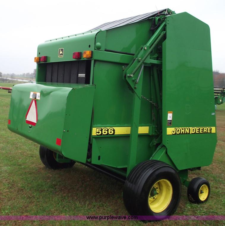 image for item 5562 1998 John Deere 566 5x6 round baler