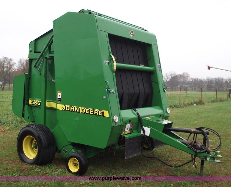image for item 5562 1998 John Deere 566 5x6 round baler