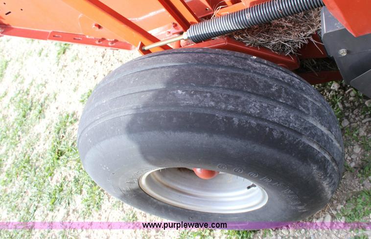 image for item 6401 2008 Massey-Ferguson 2756 round baler