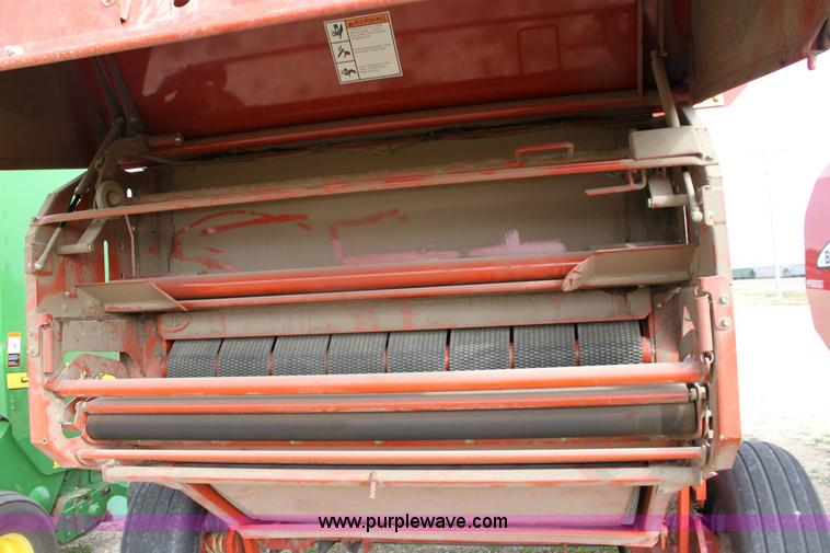 image for item 6401 2008 Massey-Ferguson 2756 round baler