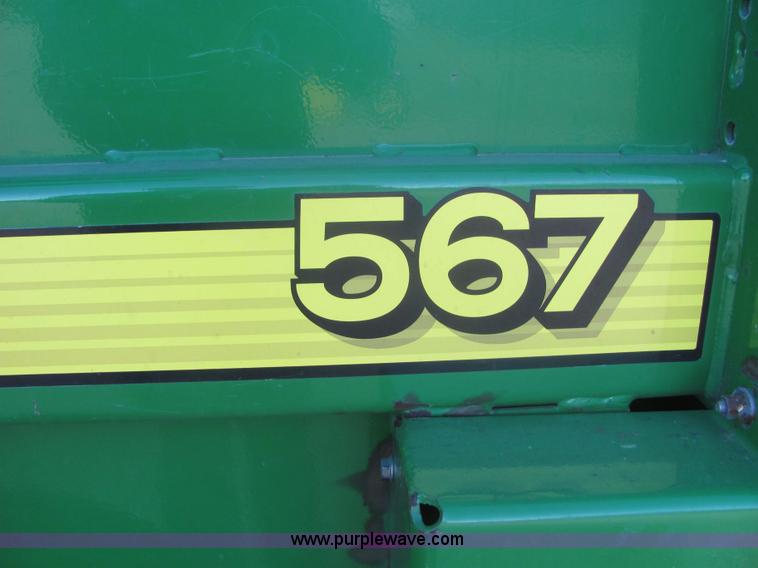 image for item 6747 John Deere 567 round baler