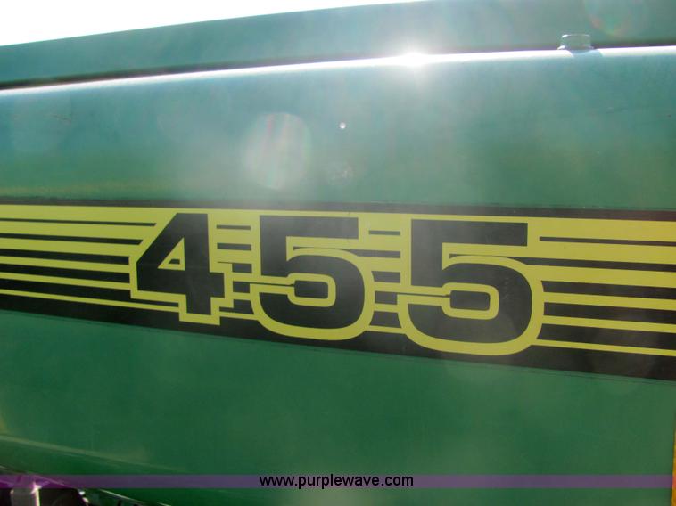 image for item 6748 1998 John Deere 455 drill
