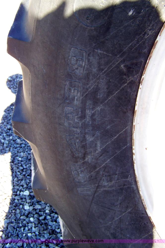 image for item 7309 1994 White 6124F MFWD tractor with loader