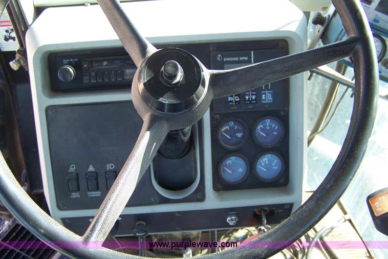 image for item 7309 1994 White 6124F MFWD tractor with loader