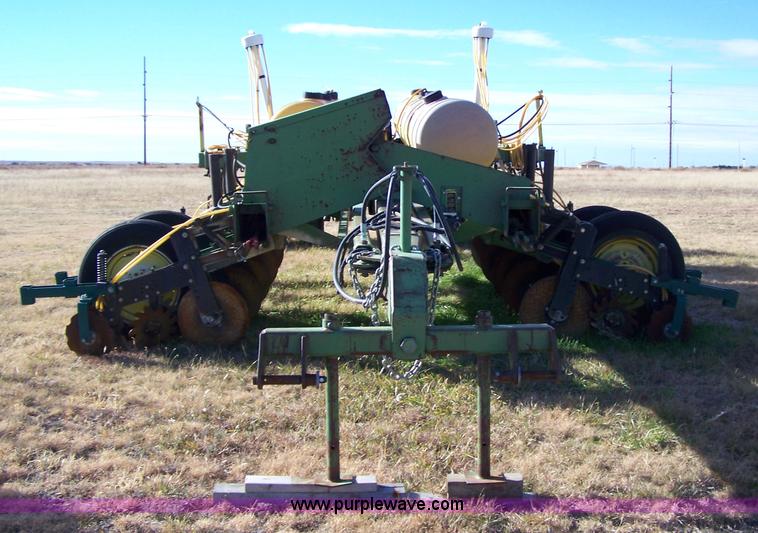 image for item 7319 Shop built 40' strip till