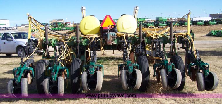 image for item 7319 Shop built 40' strip till