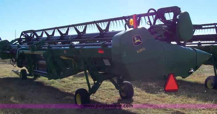 image for item 7321 John Deere 635D draper header