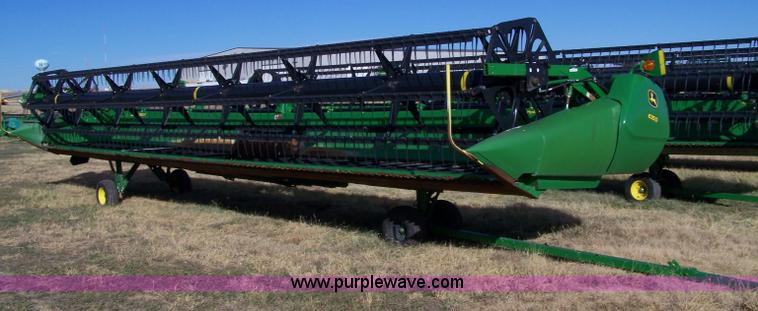 image for item 7325 John Deere 635D draper header