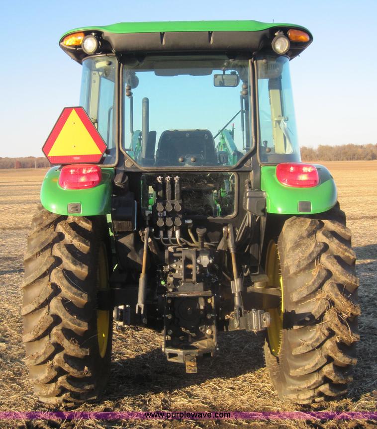 image for item 3152 2008 John Deere 5625 MFWD tractor with 542 self leveling loader