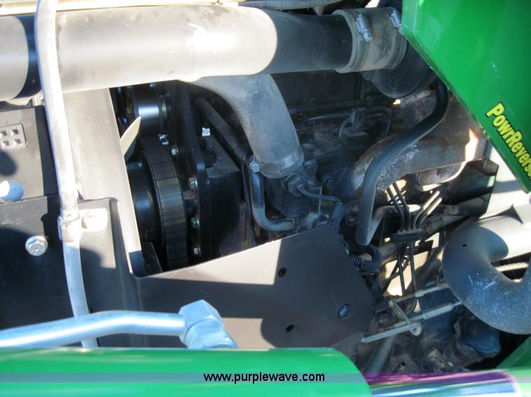 image for item 3152 2008 John Deere 5625 MFWD tractor with 542 self leveling loader