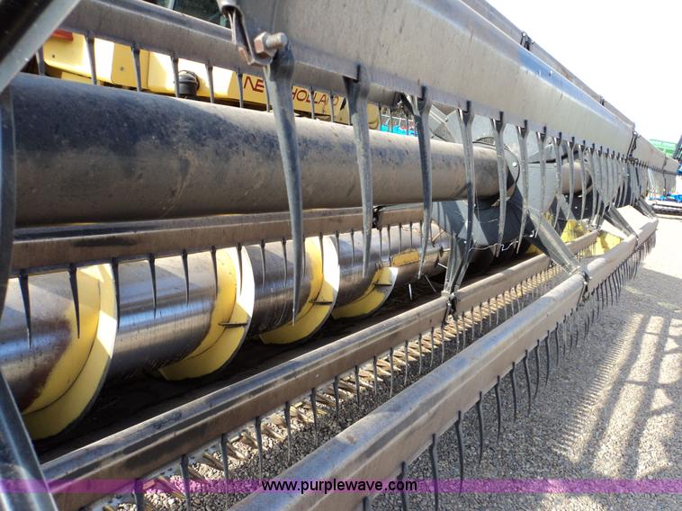 image for item 3453 1985 New Holland TR86 combine