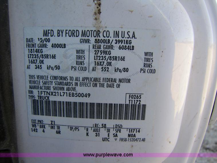 image for item 3622 2001 Ford F250 Super Duty pickup truck