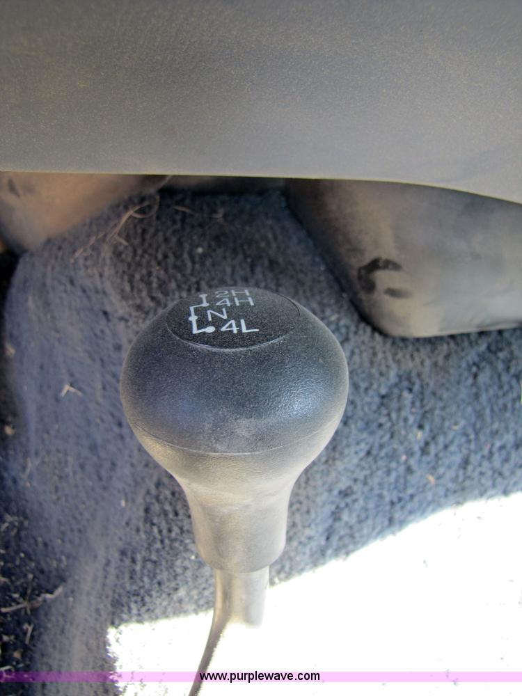 image for item 3622 2001 Ford F250 Super Duty pickup truck