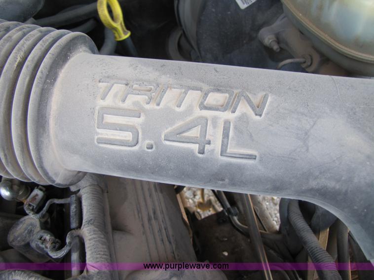 image for item 3622 2001 Ford F250 Super Duty pickup truck